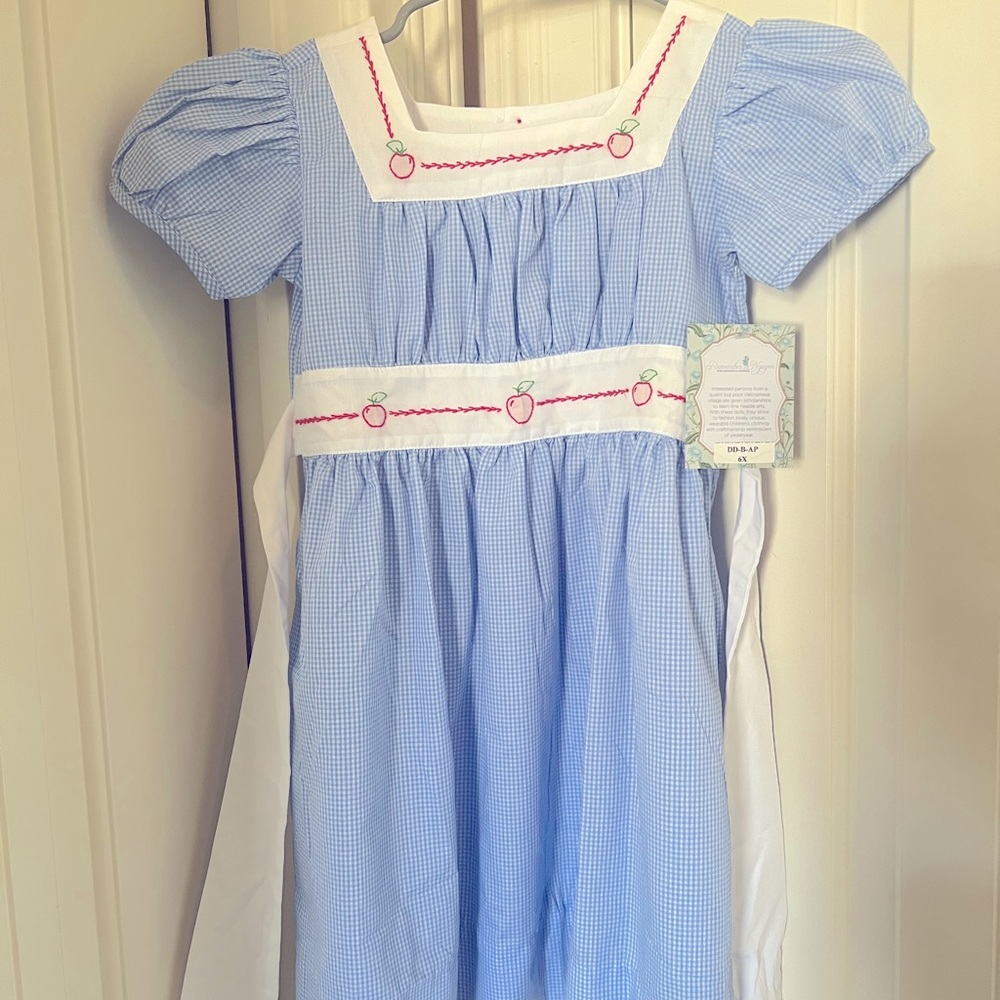 Remember Nguyen Dallas apple dress ❤️